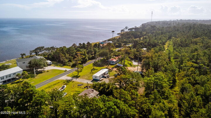 424 Lola Road  Cedar Island NC 28520 photo