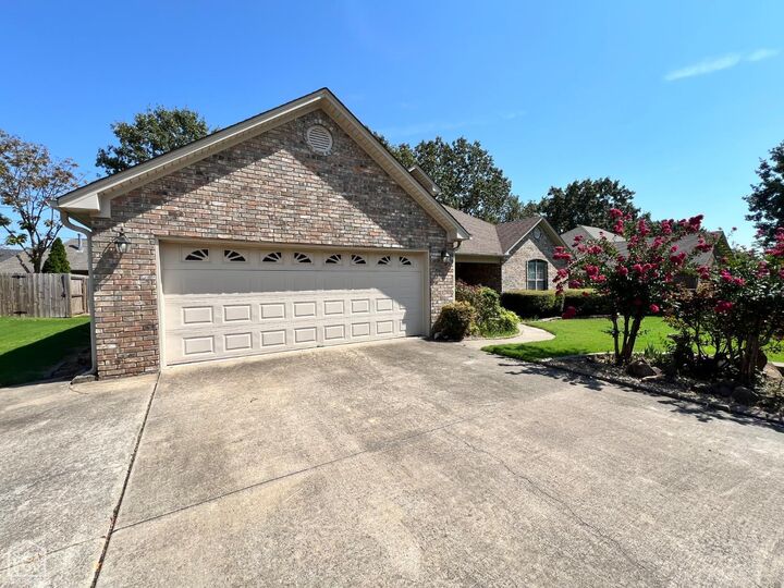 Property Photo: 3032 Overcup Dr AR 72120