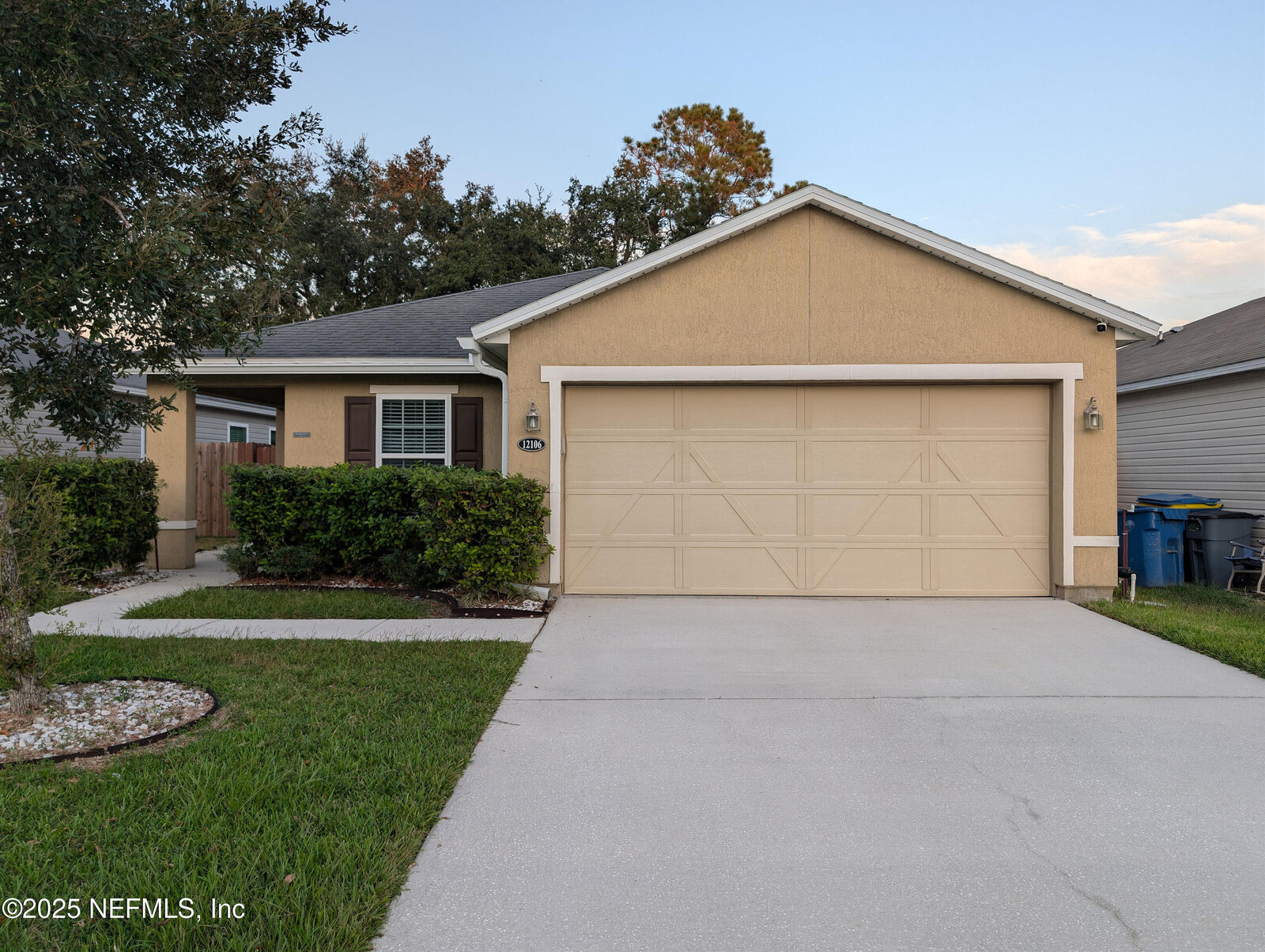 Property Photo:  12106 Alexandra Drive  FL 32218 