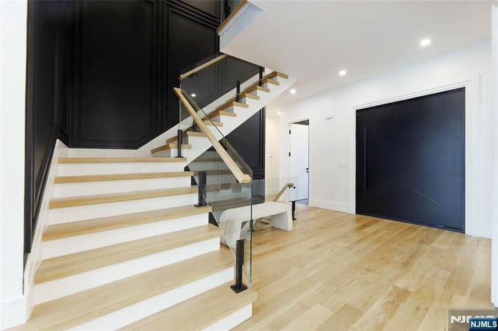 Property Photo:  84 Depeyster Avenue  NJ 07670 