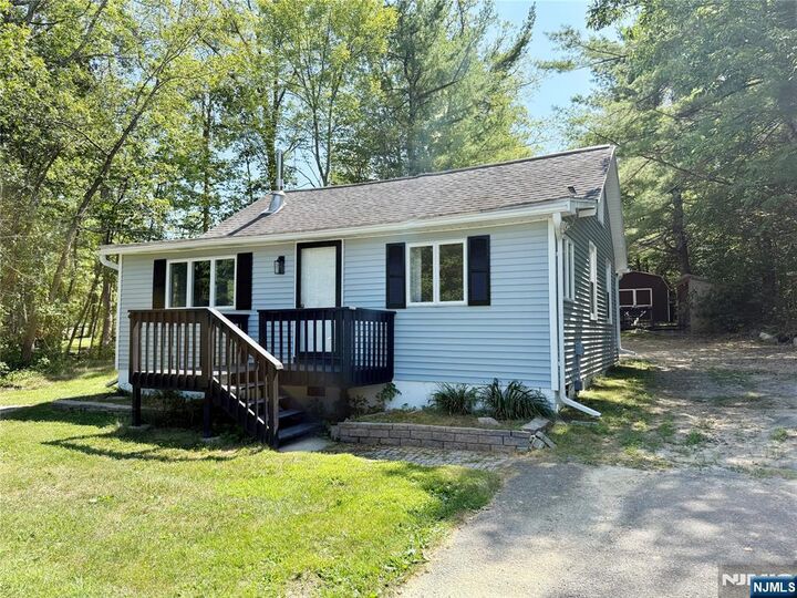 Property Photo:  15 Forest Street  NJ 07826 