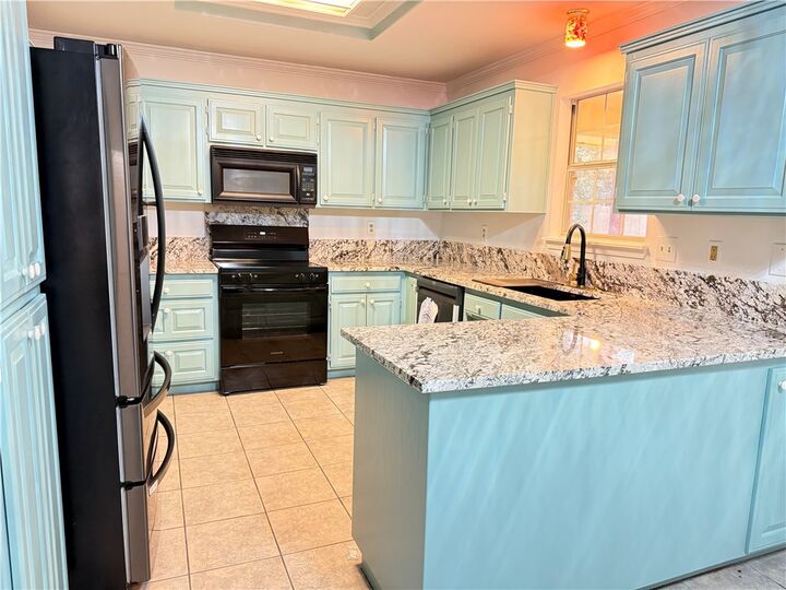 Property Photo: 401 N 38th Place AR 72756