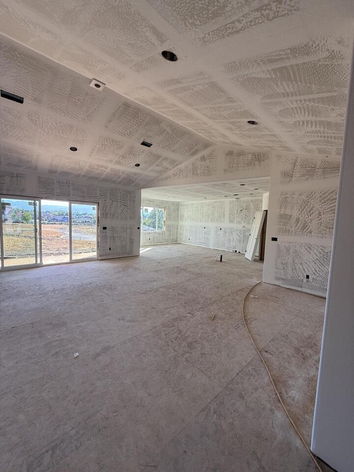 Property Photo: 3362 Viewpoint Drive OR 97504