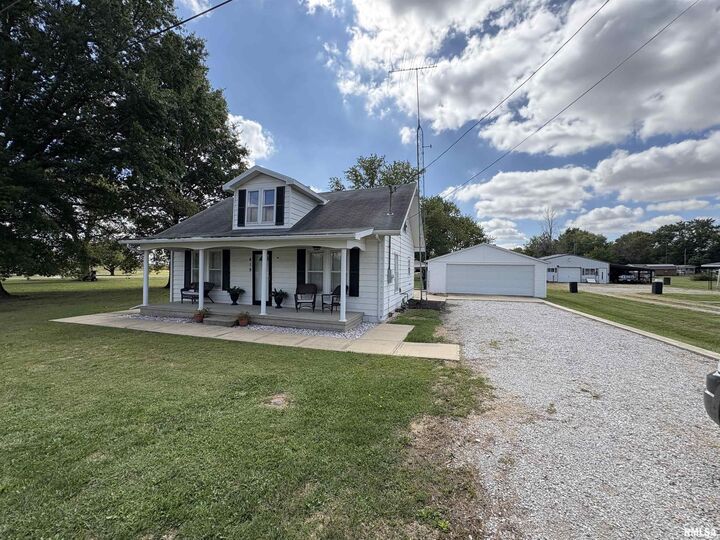 Property Photo:  619 E 1st Street  IL 62854 