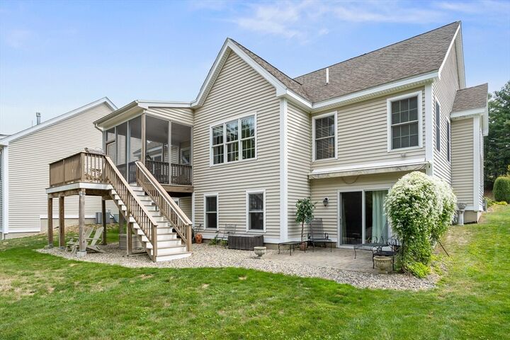 Property Photo:  19 Sandstone Road 19  MA 01886 