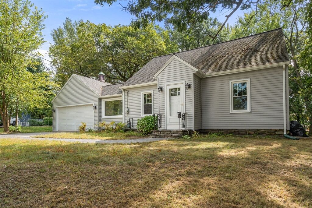 Property Photo:  4 Westborough St  MA 01604 