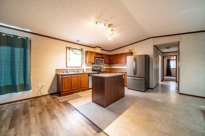 Photo de la propriété:  140 Hazel Street  AB T0B 3A0 