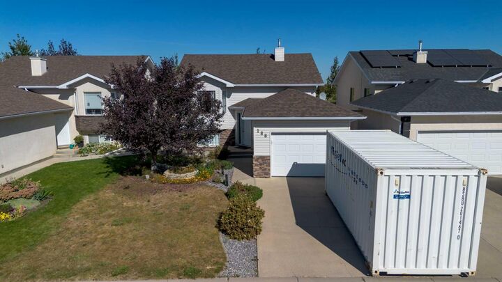 Property Photo:  188 Cougar Way N  AB T1H 6P4 