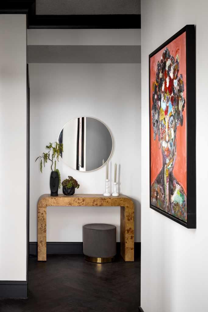 Property Photo:  330 Dieppe Drive SW 109  AB T3E 2L4 