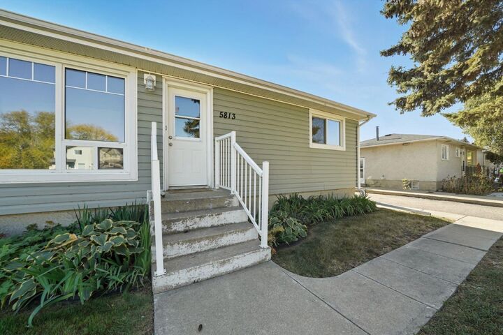 Property Photo:  5813 58 Street  AB T4N 2L9 