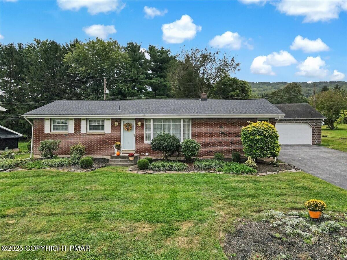 Property Photo:  2100 Schwab Avenue  PA 18015 