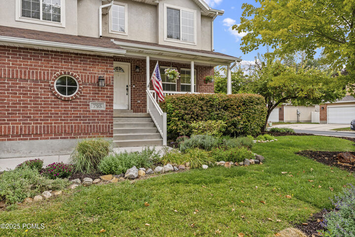 Property Photo: 795 E Sunrise View Drive UT 84020