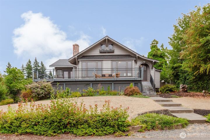 Property Photo:  343  Farragut Avenue N  WA 98366