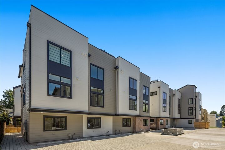 Property Photo: 8333 B 12th Avenue NW WA 98117