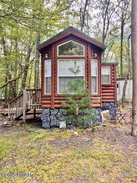 Property Photo: 66 Blue Aspen Drive PA 18337