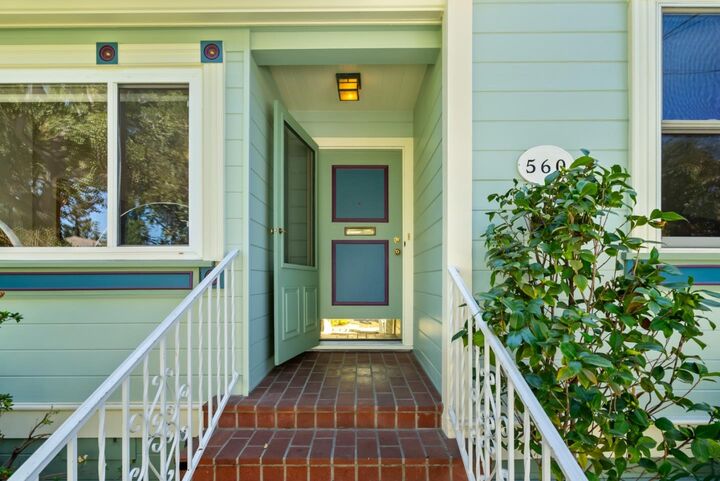 Property Photo:  560 Addison Avenue  CA 94301 