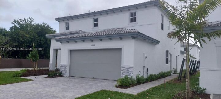 Property Photo: 14806 SW 163rd St FL 33187