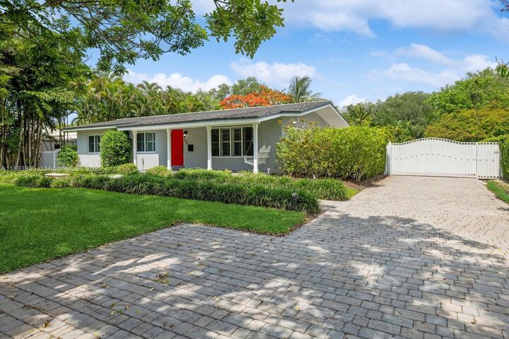 Property Photo:  10300 SW 59th Ave  FL 33156 