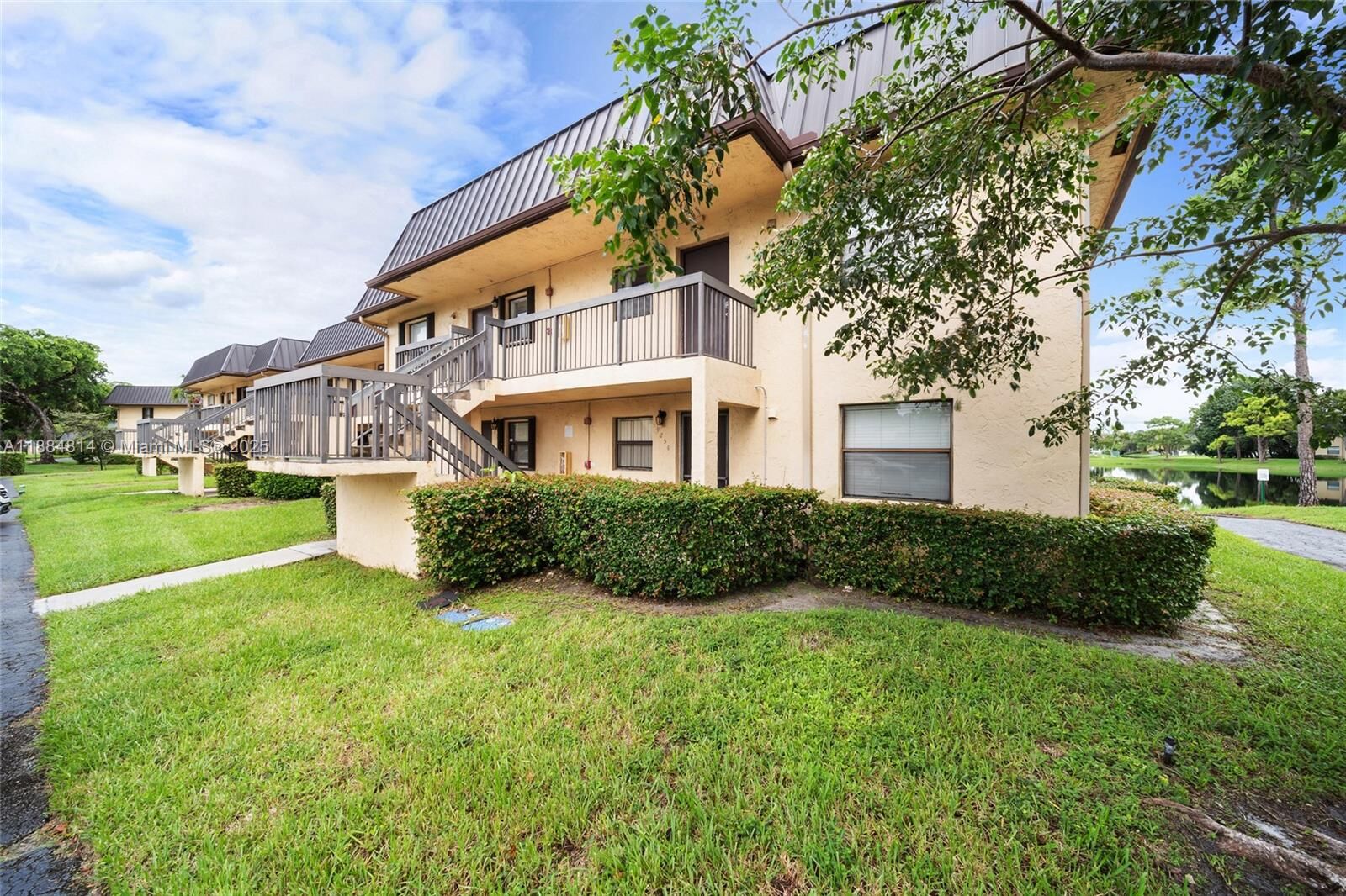 Property Photo: 9258 NW 1st St 206 FL 33024
