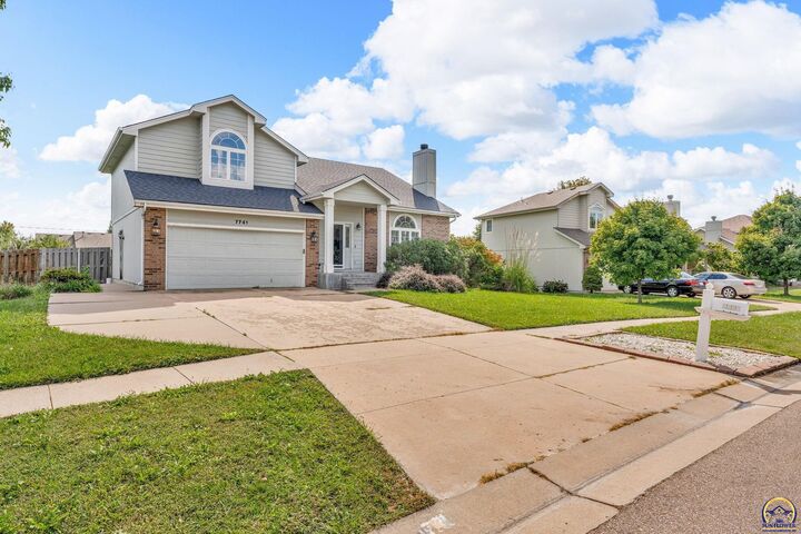 Property Photo: 7741 SW 26th St KS 66614