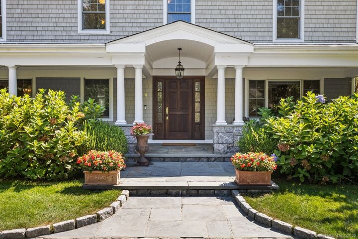 Property Photo:  6 Fox Hollow Lane  CT 06807 