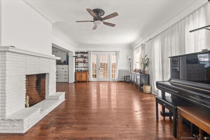 Property Photo:  16 Lilley Road  CT 06119 