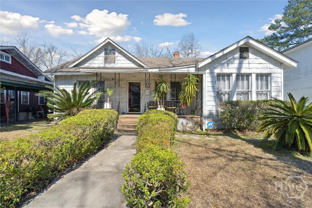 Property Photo:  742 E Park Avenue  GA 31401 