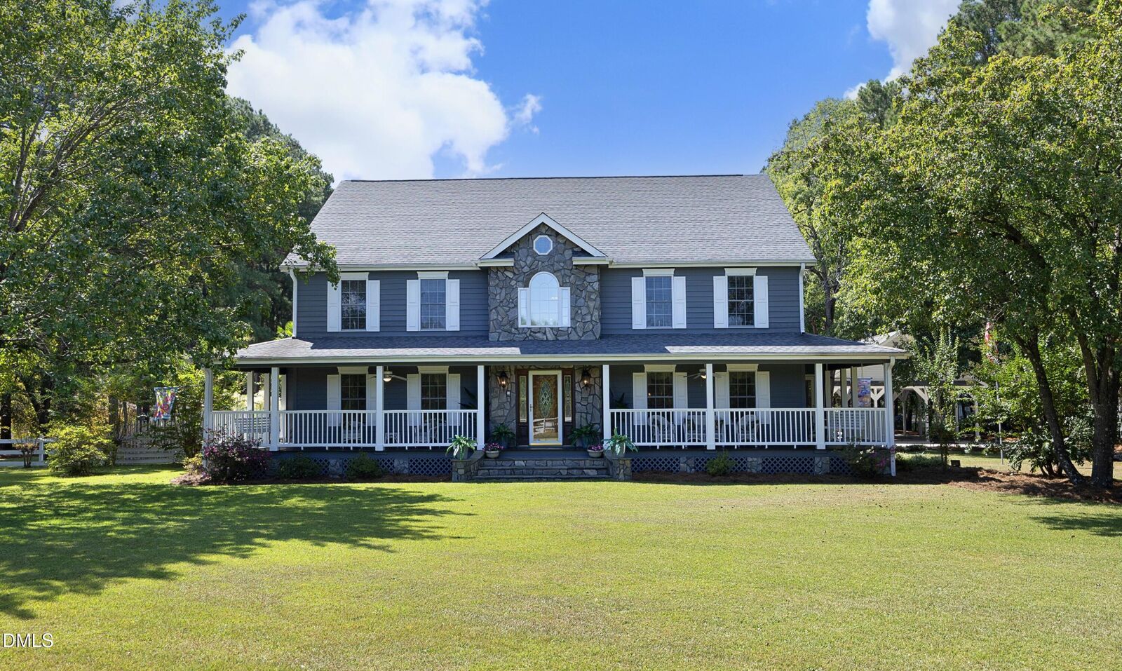 Property Photo: 1746 Little Divine Road NC 27576