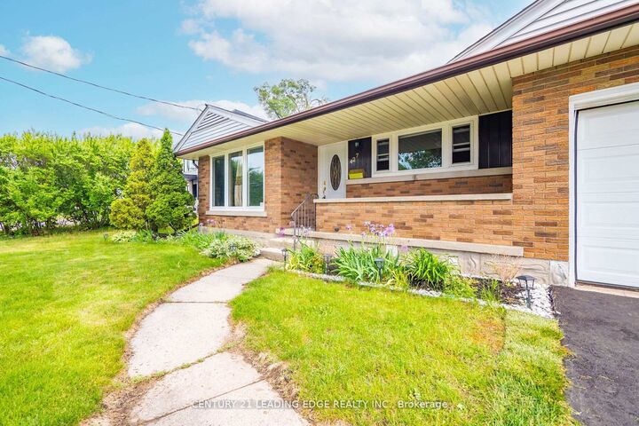Photo de la propriété:  427 Krug Street Main  ON N2B 1K9 