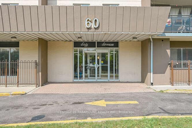 Photo de la propriété:  60 Stevenson Road 1106  ON M9V 2B4 