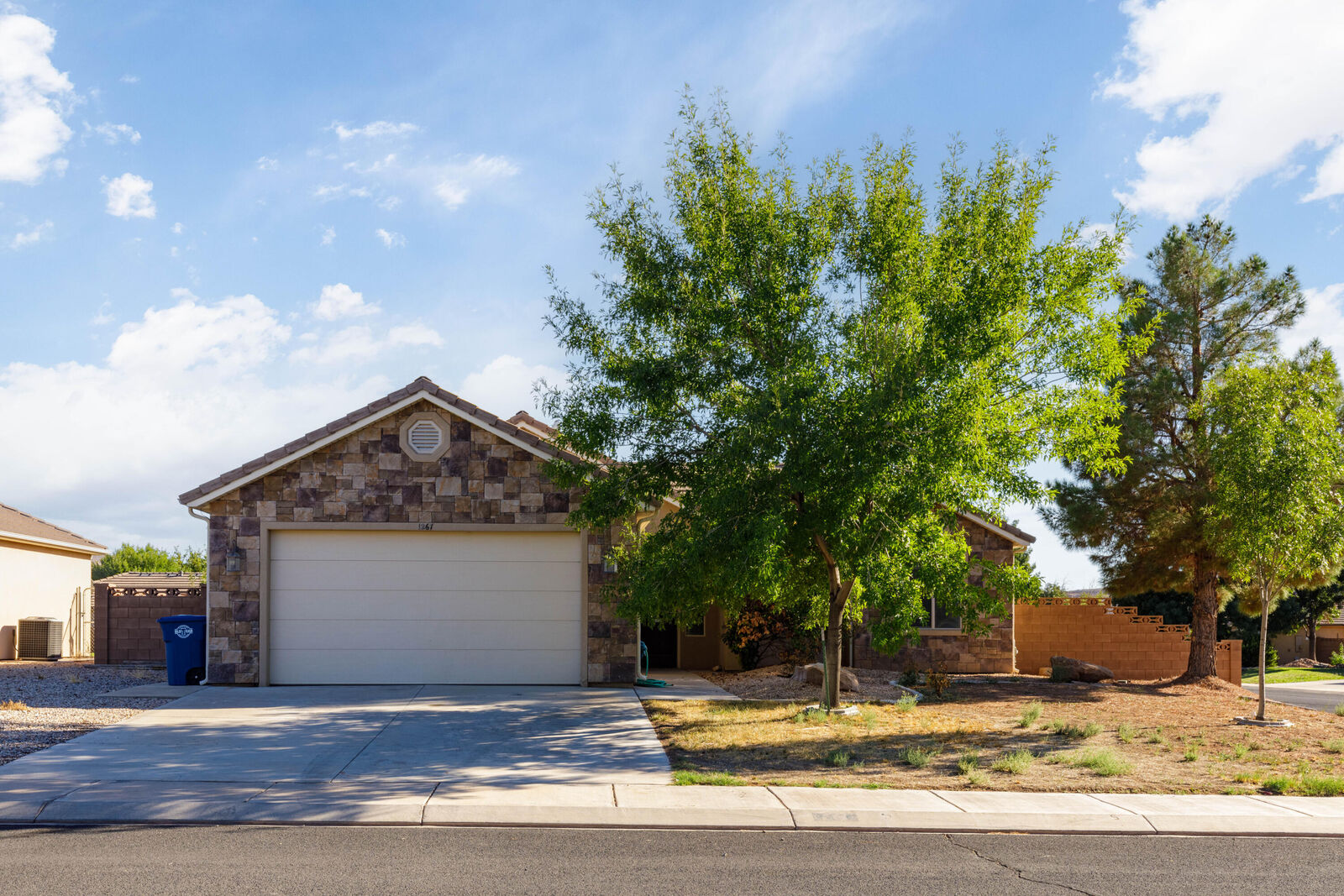 Property Photo:  1267 W 340 N  UT 84737 