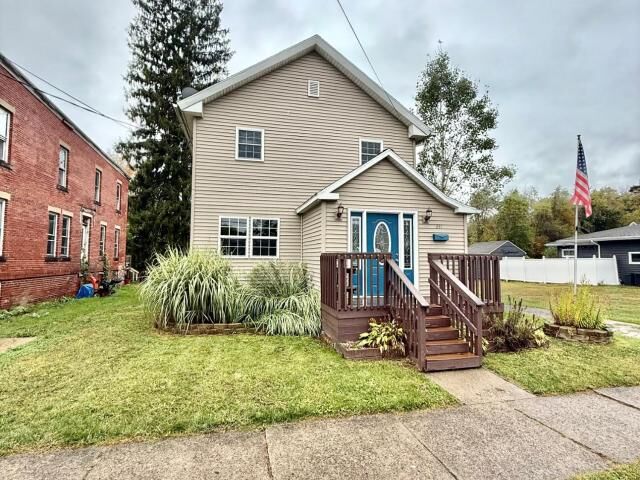 211 High Street  Youngsville PA 16371 photo