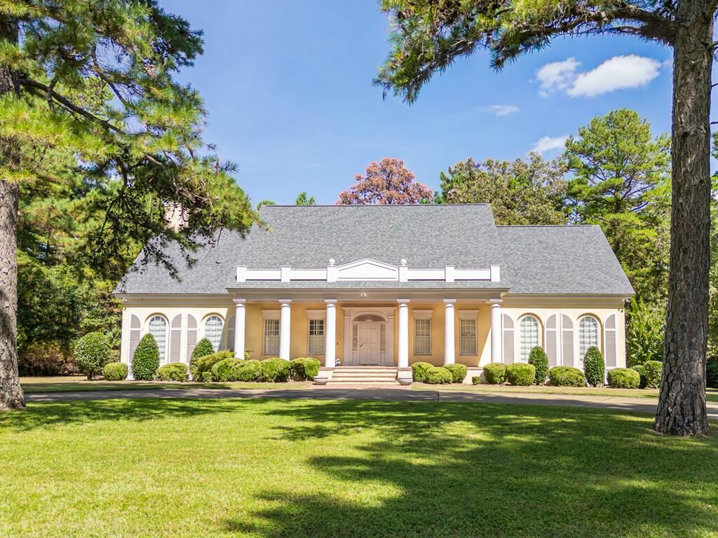 Property Photo: 227 Longleaf Drive GA 31763