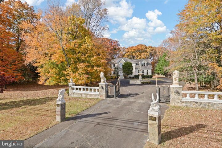 10900 Sunset Hills Road  Reston VA 20190 photo