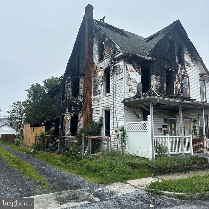 Property Photo:  331 N College Street  PA 17078 