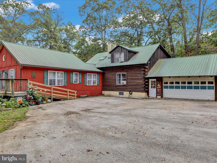 Property Photo:  270 Laurel Road  PA 19520 