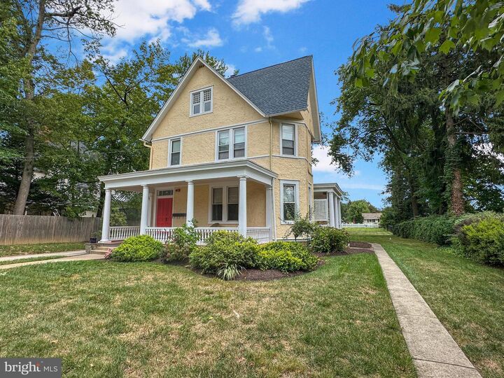 Property Photo: 136 E Central Avenue NJ 08057