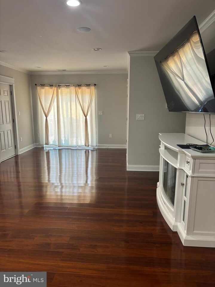 Property Photo:  20150 Dairy Lane  VA 20165