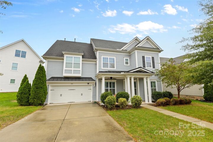 Property Photo: 5401 Meadowcroft Way SC 29708