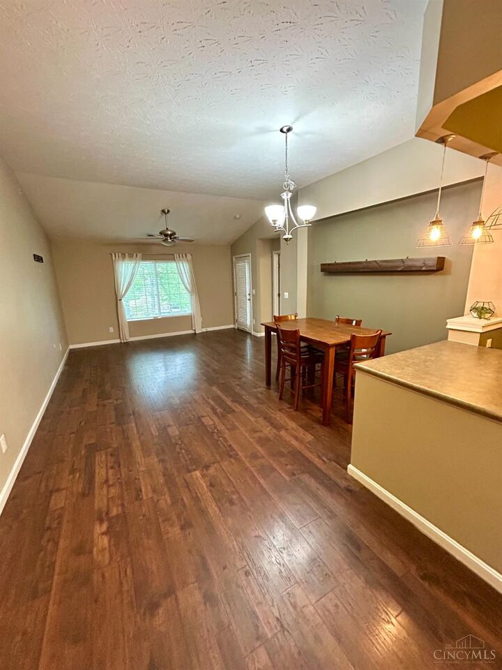 Property Photo: 14 Broadwood Lane OH 45102