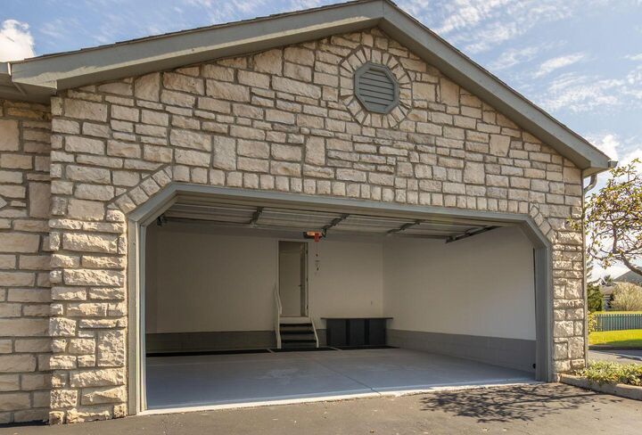 Property Photo:  4118 Blendon Way Drive  OH 43230 