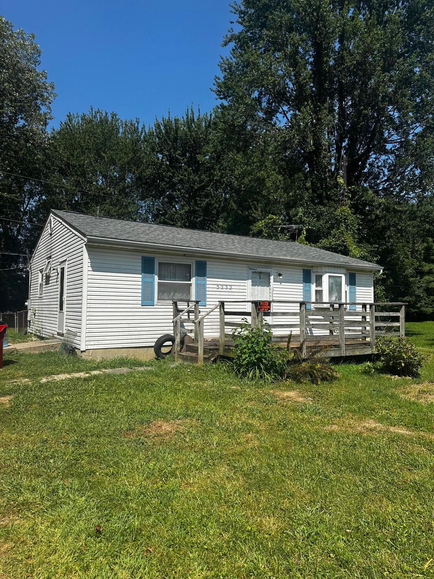 Property Photo:  5232 Summit SW Road  OH 43062 