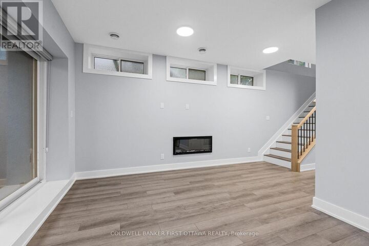 Photo de la propriété: 884 Byron Avenue B ON K2A 0A1