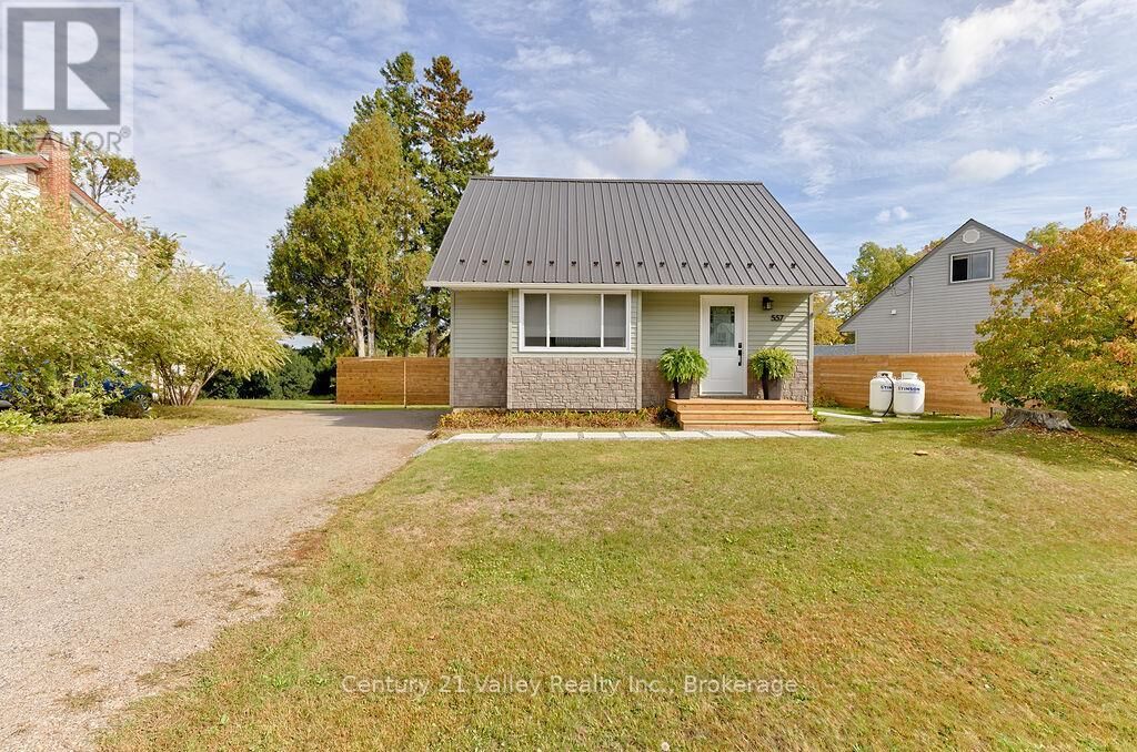 Photo de la propriété:  557 Sullivan Street  ON K0J 1Y0 
