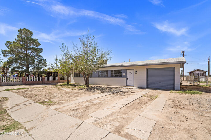 Property Photo:  175 Ben Swain Dr Drive  TX 79915 
