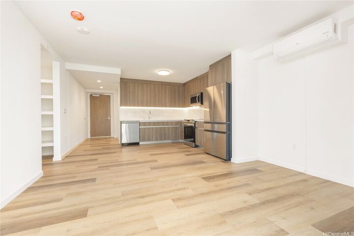Property Photo:  1500 Rycroft Street 407R  HI 96814 