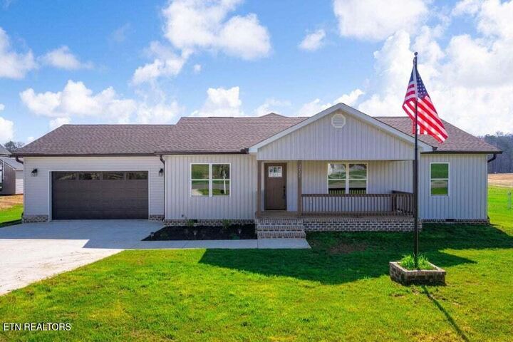 Property Photo:  2426 Old York Highway  TN 37327 