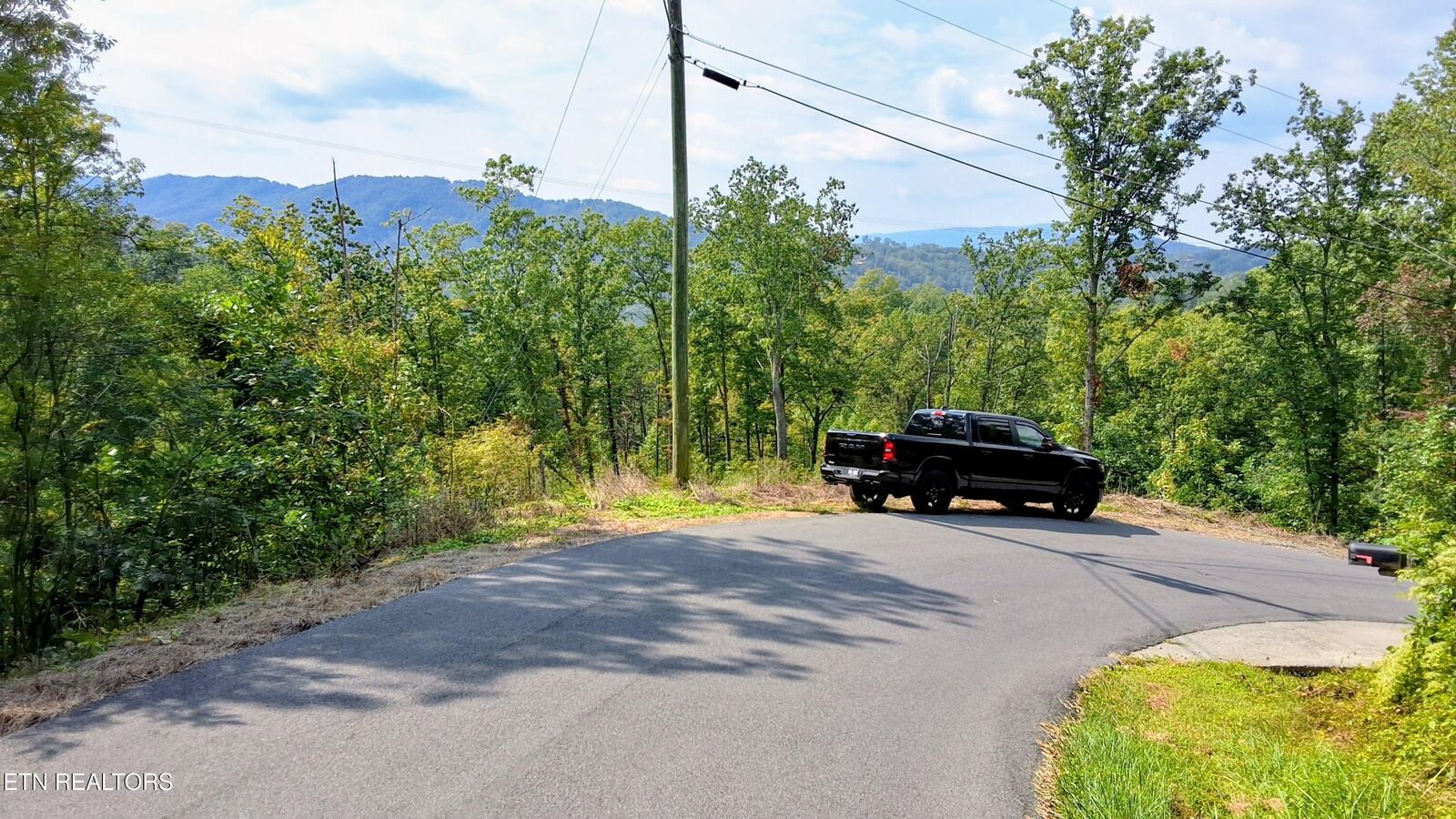 Property Photo: Lot 7R1 E Kings Ridge Rd TN 37738