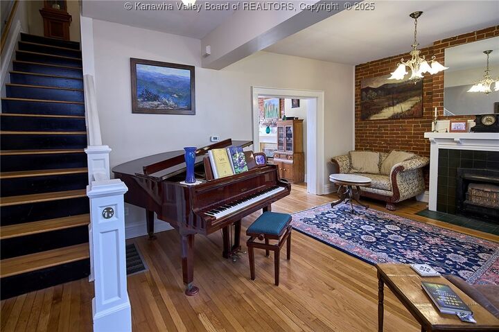 Property Photo: 10 Arlington Court WV 25301