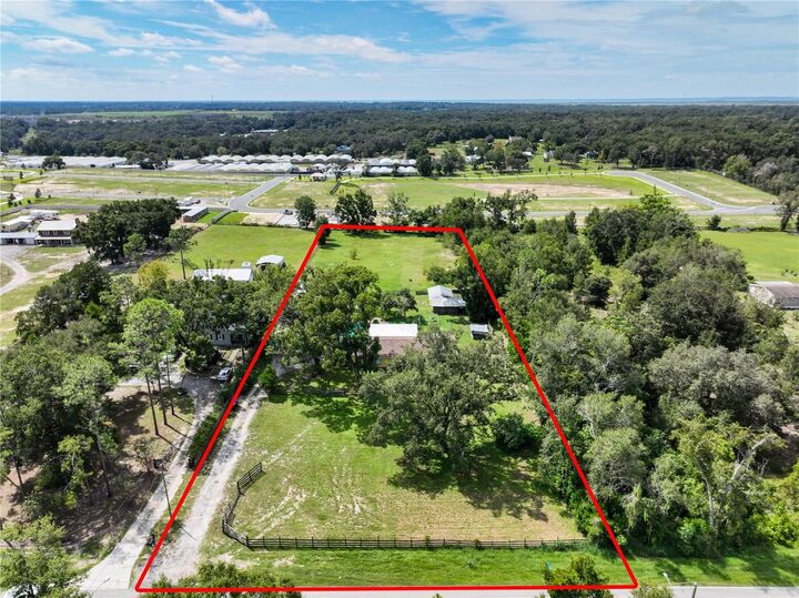 Property Photo:  4716 W Kelly Park Road  FL 32712 